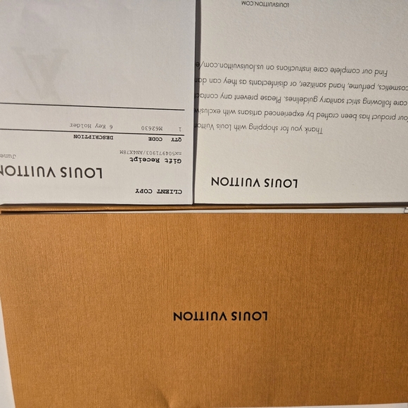 Louis Vuitton Coated Canvas 6 keyholder - Picture 12 of 12